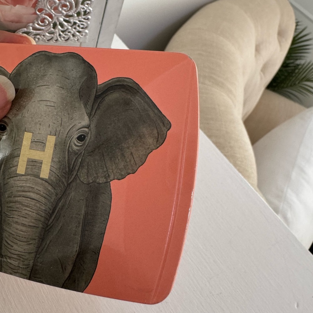 HOURGLASS AMBIENT LIGHTING EDIT UNLOCKED ELEPHANT - Picture 9 of 10